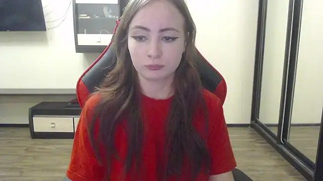 Laralianna online show from 12-22-24, 09:53