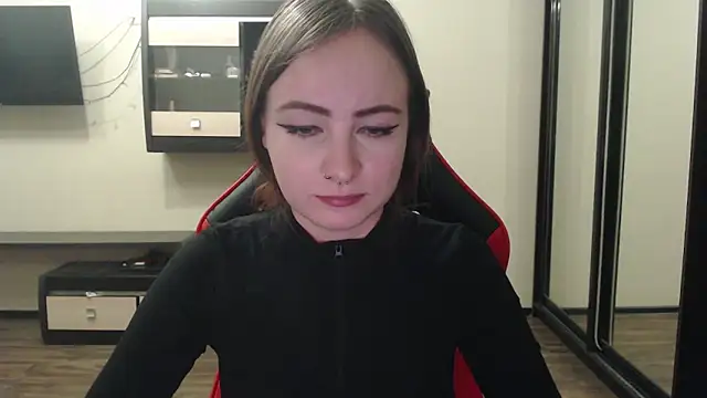 Laralianna online show from 02-09-25, 03:12