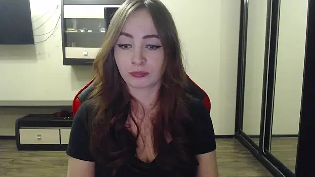 Laralianna online show from 02-16-25, 05:59