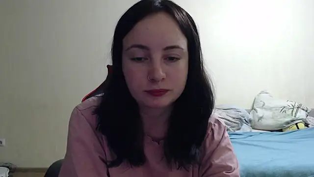 Laralianna online show from 10-22-25, 04:18