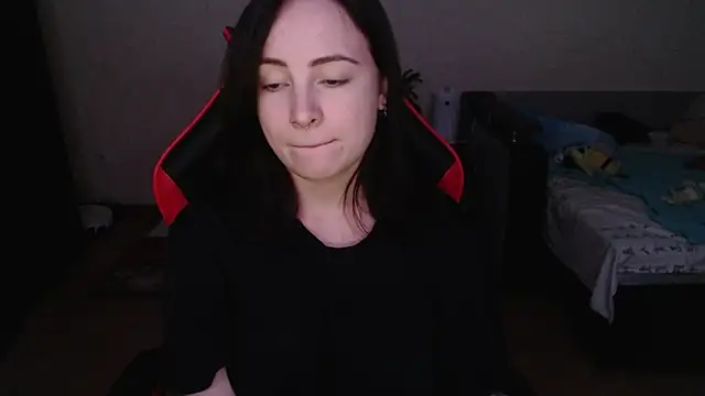 Laralianna online show from 11-11-25, 12:10