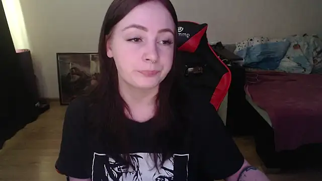 Laralianna online show from 05-07-26, 10:31