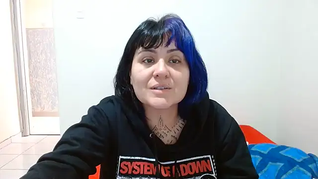 vaholiver online show from 06-21-26, 03:58