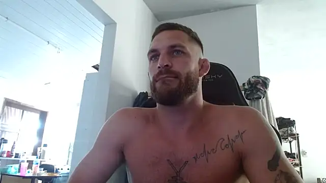 Snapshot of surfdog_95 chatting on 02-28-25, 07:25 surfdog 95 online show from 02-28-25, 07:25