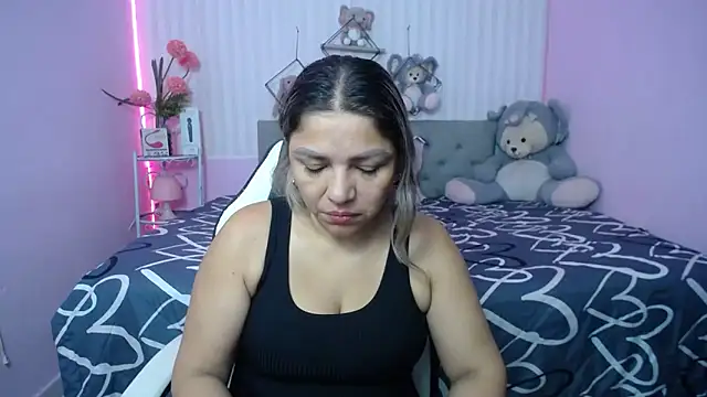 Snapshot of cum_bigass chatting on 02-28-26, 11:11 cum bigass online show from 02-28-26, 11:11