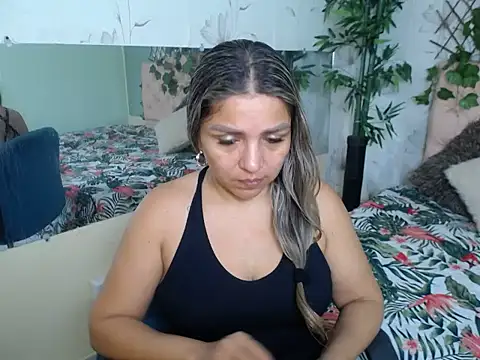 cum bigass online show from 05-09-26, 12:21