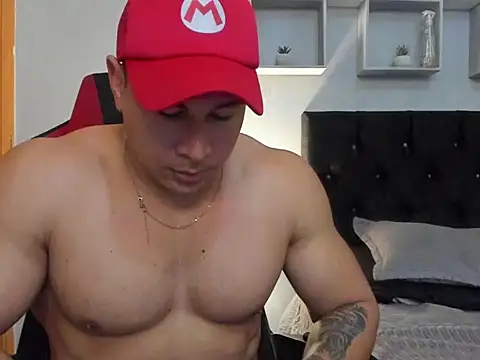 Snapshot of tyler_hank01 chatting on 05-14-26, 12:45 tyler hank01 online show from 05-14-26, 12:45