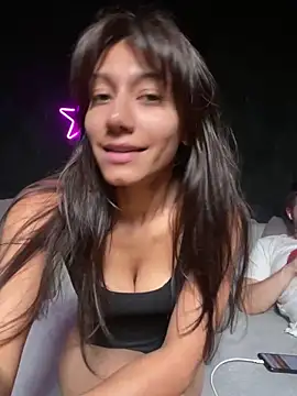 Snapshot of Kiscsillagg chatting on 10-04-25, 06:06 Kiscsillagg online show from 10-04-25, 06:06