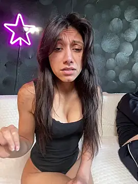 Snapshot of Kiscsillagg chatting on 03-08-26, 02:21 Kiscsillagg online show from 03-08-26, 02:21