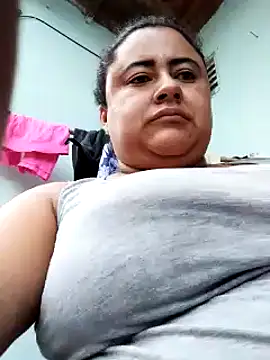 Snapshot of Monseratte21 chatting on 01-27-25, 10:06 Monseratte21 online show from 01-27-25, 10:06