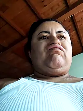 Snapshot of Monseratte21 chatting on 11-30-25, 01:15 Monseratte21 online show from 11-30-25, 01:15