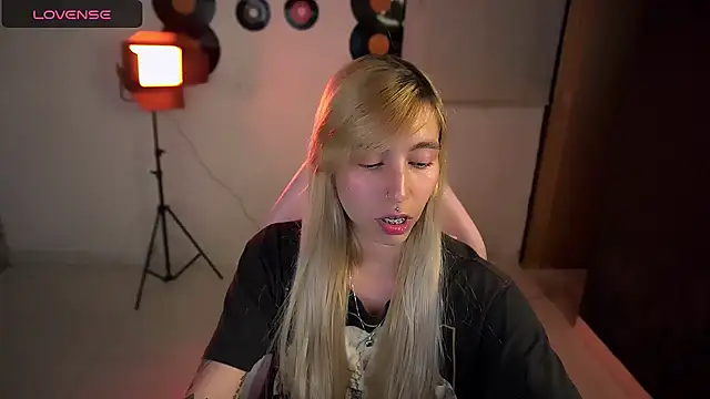 Saucy Jenn online show from 03-29-26, 02:55