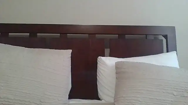 Snapshot of MsJuicy chatting on 12-15-24, 09:09 MsJuicy online show from 12-15-24, 09:09