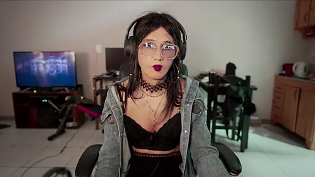 brenda nataliaok online show from 01-29-25, 04:15