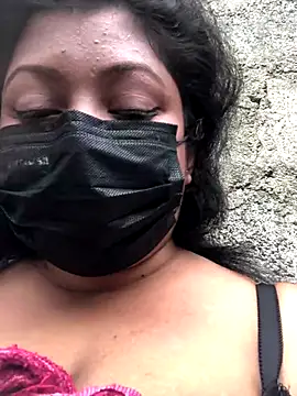 Snapshot of _Cute_ariana_ chatting on 11-08-25, 06:35 Cute ariana online show from 11-08-25, 06:35