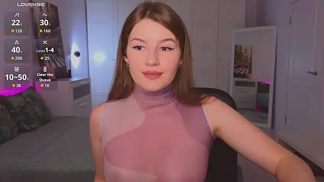 Snapshot of alwaysfrida chatting on 12-18-25, 04:02 alwaysfrida online show from 12-18-25, 04:02