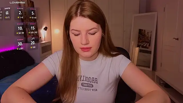 Snapshot of alwaysfrida chatting on 02-22-26, 04:16 alwaysfrida online show from 02-22-26, 04:16