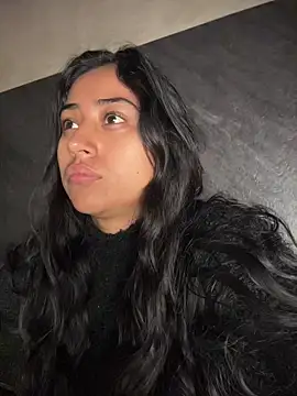 Valentinne z online show from 06-10-26, 10:47