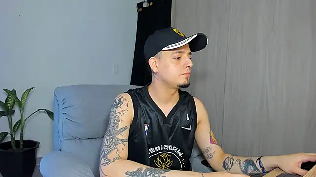 alejandro calderon1 online show from 03-07-25, 04:24