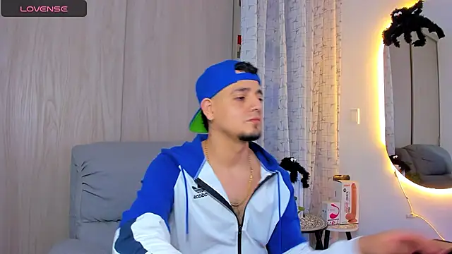 alejandro calderon1 online show from 10-28-25, 05:22