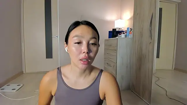 keiko hot online show from 05-12-26, 03:03
