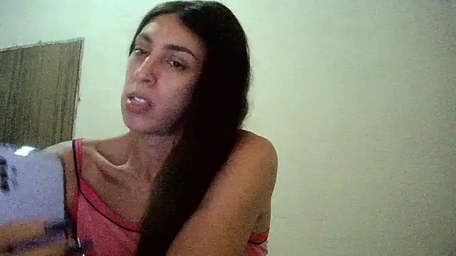 AlexiaDuucan online show from 12-17-24, 12:33