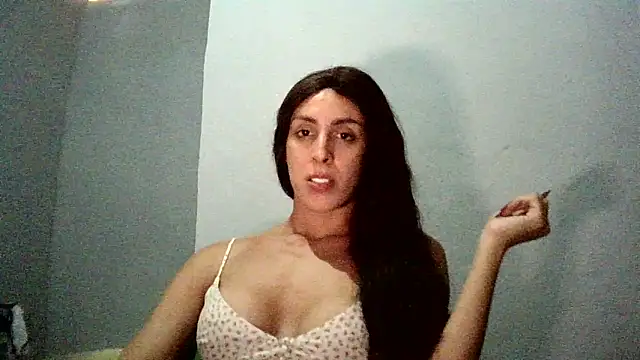 AlexiaDuucan online show from 01-24-25, 04:49