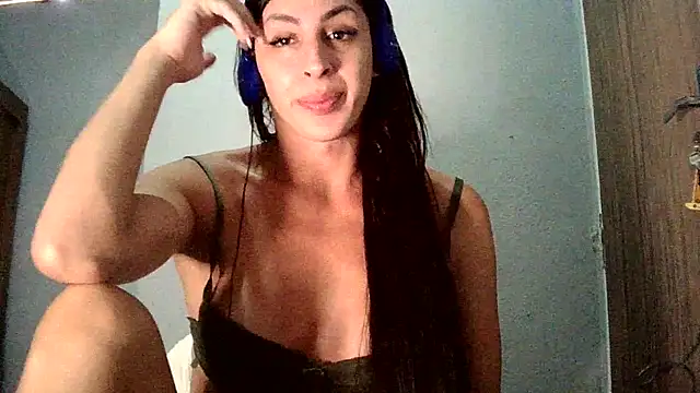 AlexiaDuucan online show from 09-18-25, 01:57