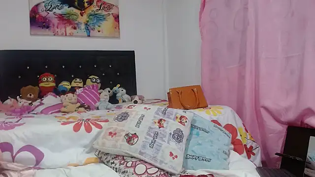 aleera starxx982 online show from 03-04-25, 01:45