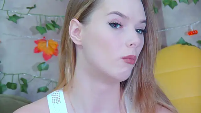 GentleRossi online show from 10-14-25, 03:13