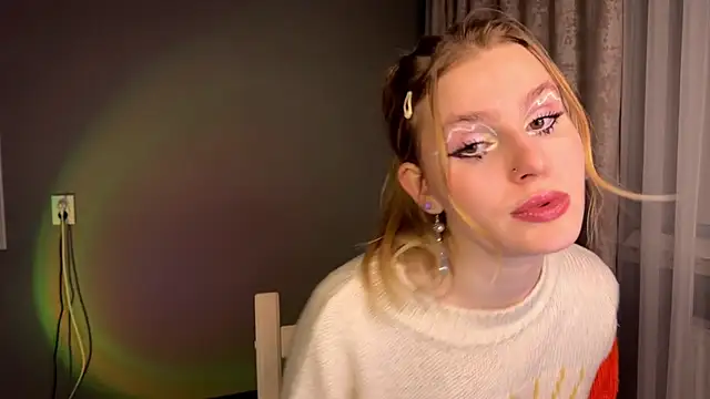 Chanel Gill online show from 12-19-24, 05:40