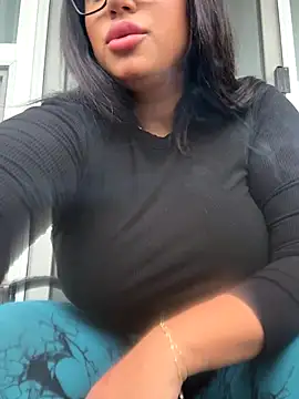 Snapshot of MeghanXO chatting on 09-13-25, 12:49 MeghanXO online show from 09-13-25, 12:49