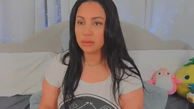 MeghanXO online show from 05-03-26, 12:22