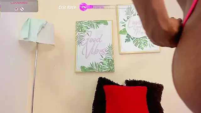 Snapshot of pameela_brown chatting on 09-13-25, 10:53 pameela brown online show from 09-13-25, 10:53