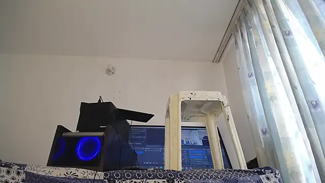 eolicasex online show from 02-07-25, 04:03