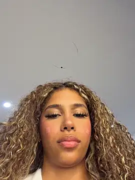 stormyy  online show from 06-10-26, 01:17