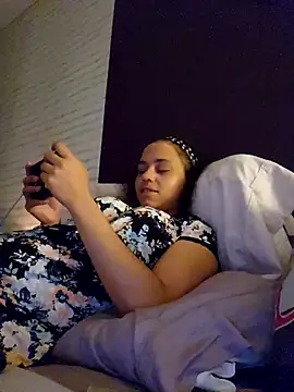 Snapshot of RuggyRackz chatting on 10-16-25, 03:29 RuggyRackz online show from 10-16-25, 03:29