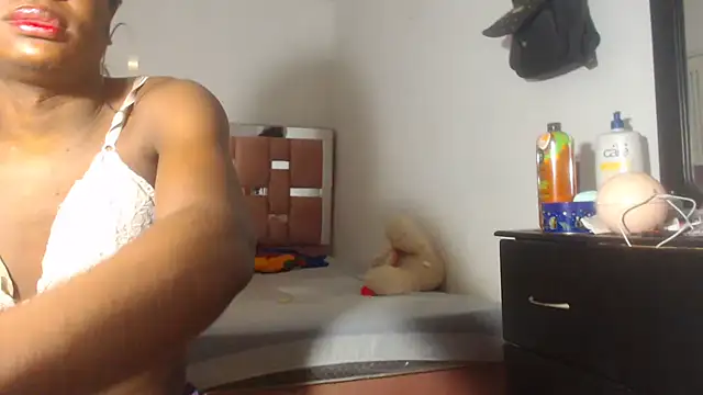 Kristal Cox1 online show from 10-11-25, 11:53