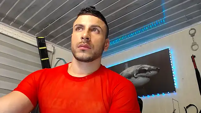Snapshot of bayronfit chatting on 05-05-26, 11:57 bayronfit online show from 05-05-26, 11:57