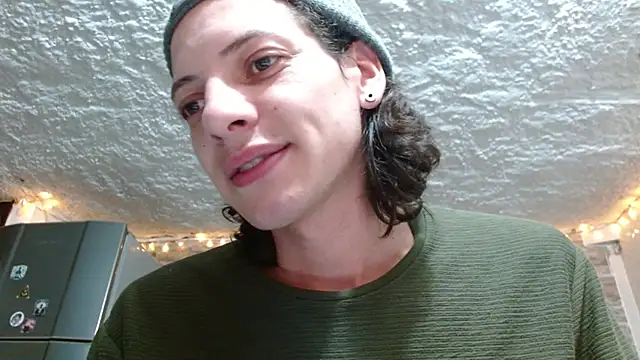 Snapshot of omar_alurba chatting on 09-23-25, 11:08 omar alurba online show from 09-23-25, 11:08