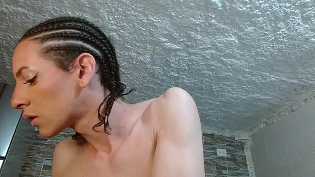 Snapshot of omar_alurba chatting on 02-10-26, 11:42 omar alurba online show from 02-10-26, 11:42