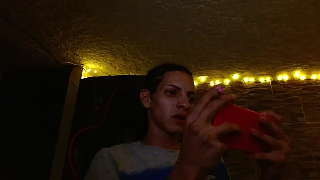 Snapshot of omar_alurba chatting on 02-13-26, 11:45 omar alurba online show from 02-13-26, 11:45