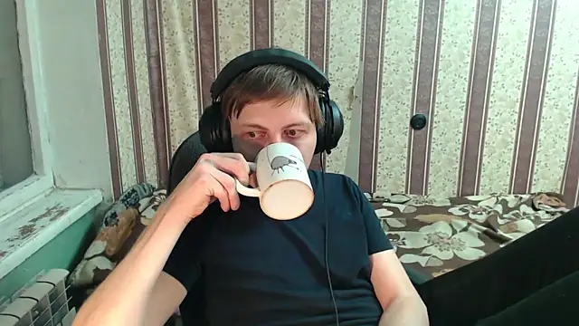 darienlarge online show from 11-03-25, 02:29