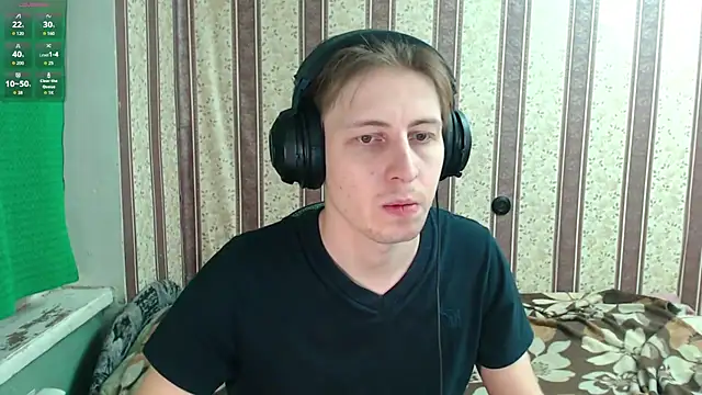 darienlarge online show from 11-17-25, 03:40