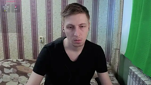 darienlarge online show from 06-08-26, 03:45
