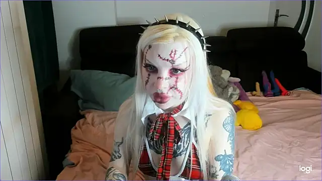 HelenGoat online show from 11-01-25, 02:35