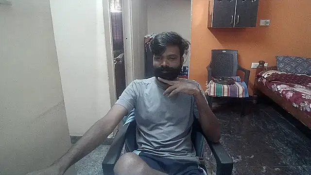 Snapshot of Indiaguy4u chatting on 12-24-24, 09:06 Indiaguy4u online show from 12-24-24, 09:06