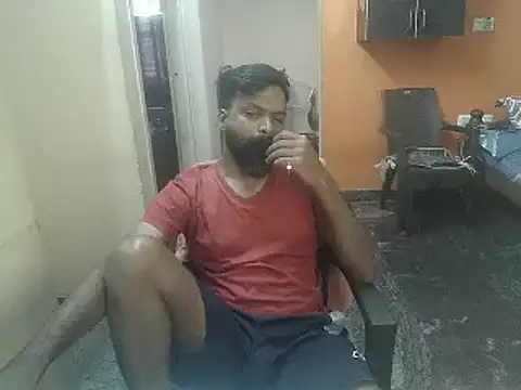 Snapshot of Indiaguy4u chatting on 02-08-25, 07:15 Indiaguy4u online show from 02-08-25, 07:15