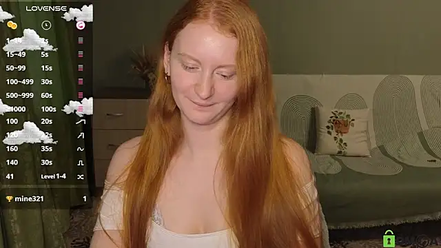 Snapshot of astoria_ross_ chatting on 03-16-26, 03:05 astoria ross online show from 03-16-26, 03:05