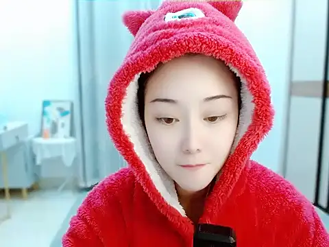 Snapshot of Angel-C chatting on 03-06-25, 01:37 Angel-C online show from 03-06-25, 01:37